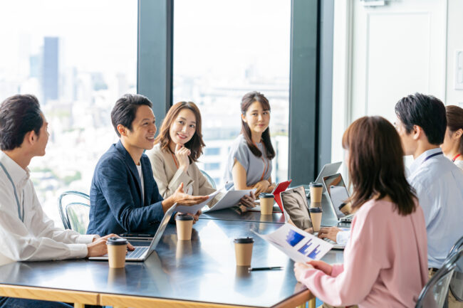 ビジネスコミュニケーションの基本とは？重要性や必要な能力、スキルの高め方など紹介