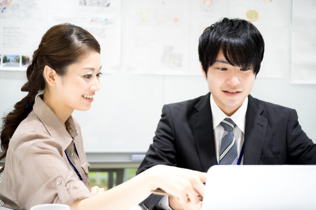 図版 【先進事例】テレワーク・ハイブリッドワークでの新人教育