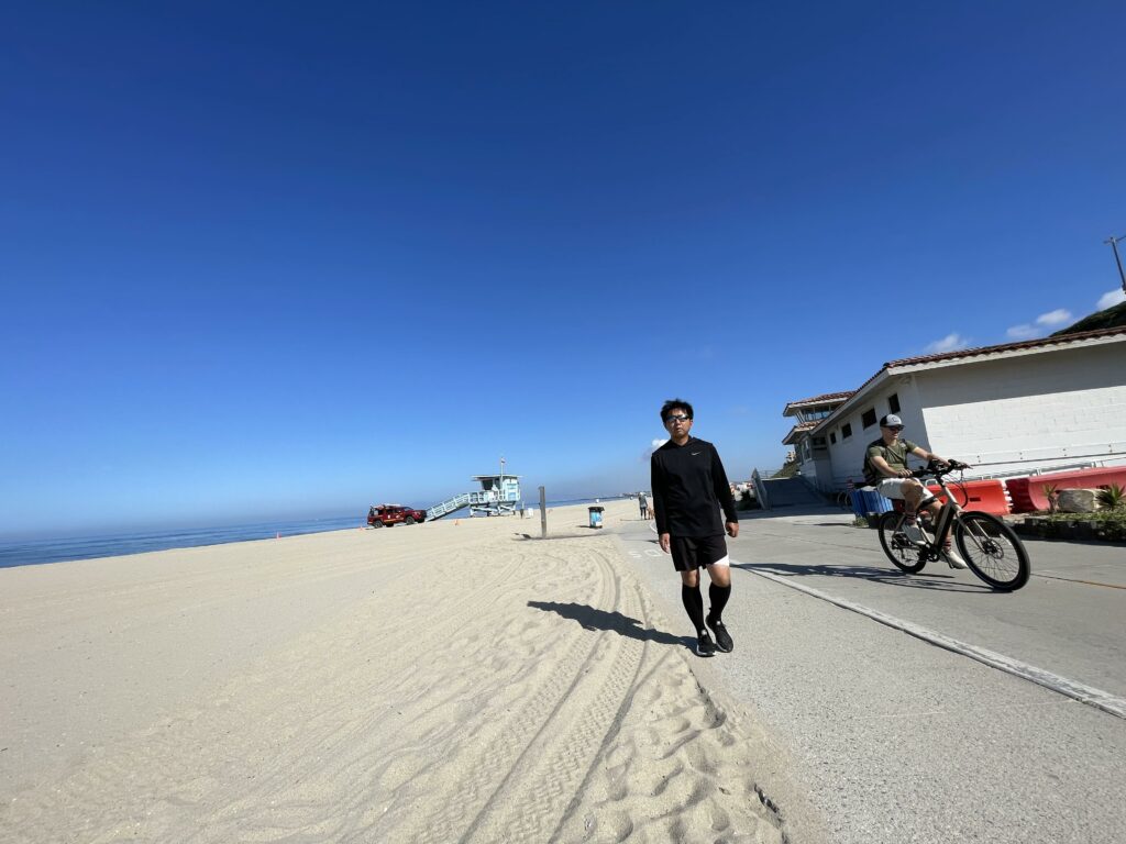 図版 カリフォルニアの真っ青な空