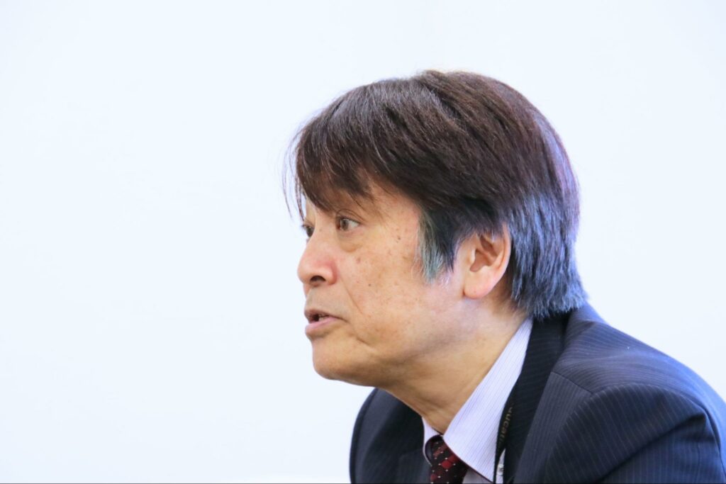 図版 近影3